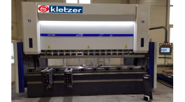 CNC ABKANTPRESSE <br>-KKI EUROPA XL 30220 <br>3020 mm x 220 to  EURO 68.800,--
